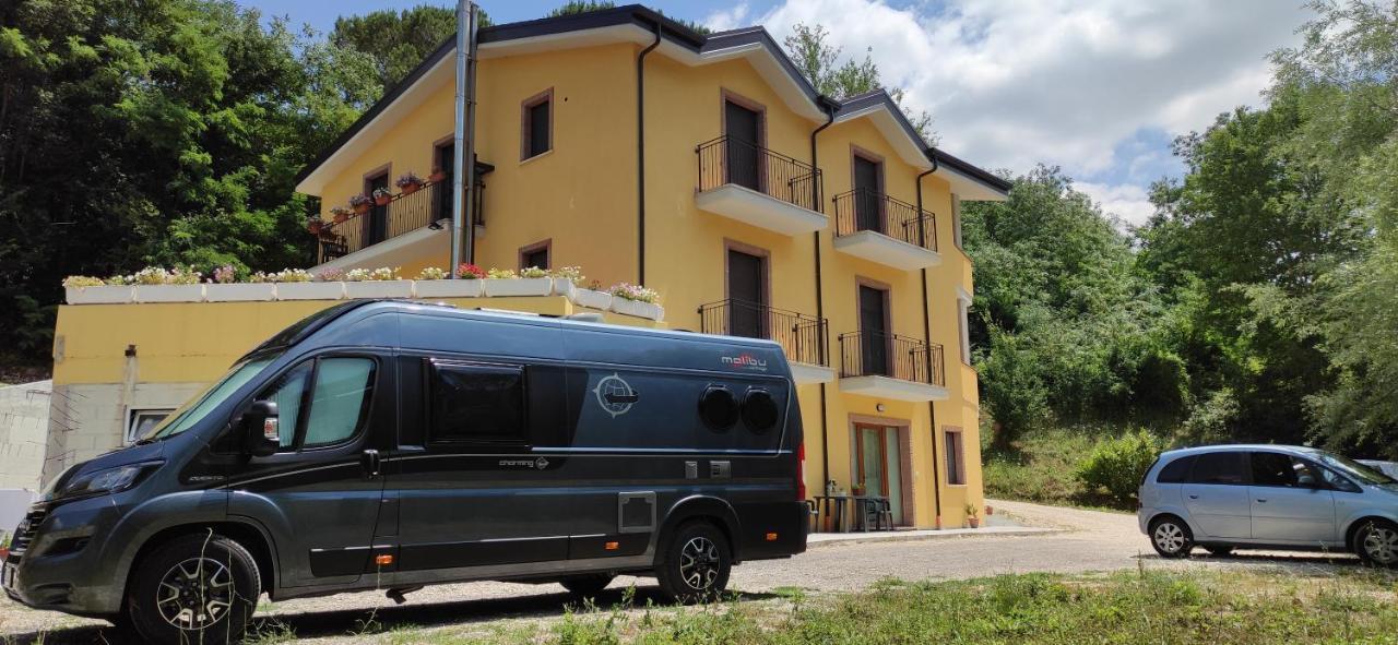Villa Center Appartamenti Nel Verde In Citta Καμπομπάσο Εξωτερικό φωτογραφία